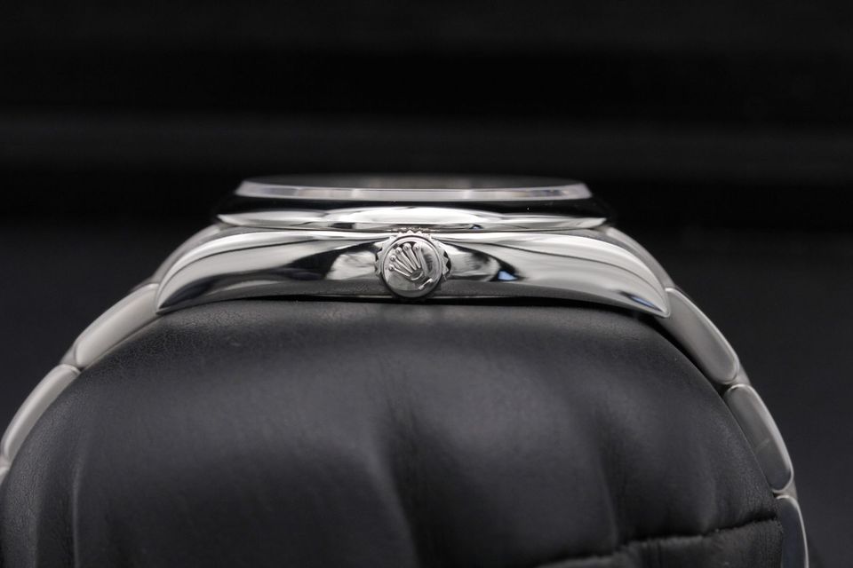 Rolex Oyster Perpetual 126000 Image 3